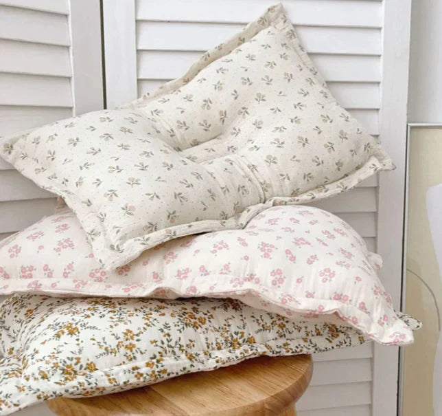 Floral Muslin Pillow & Blanket Set
